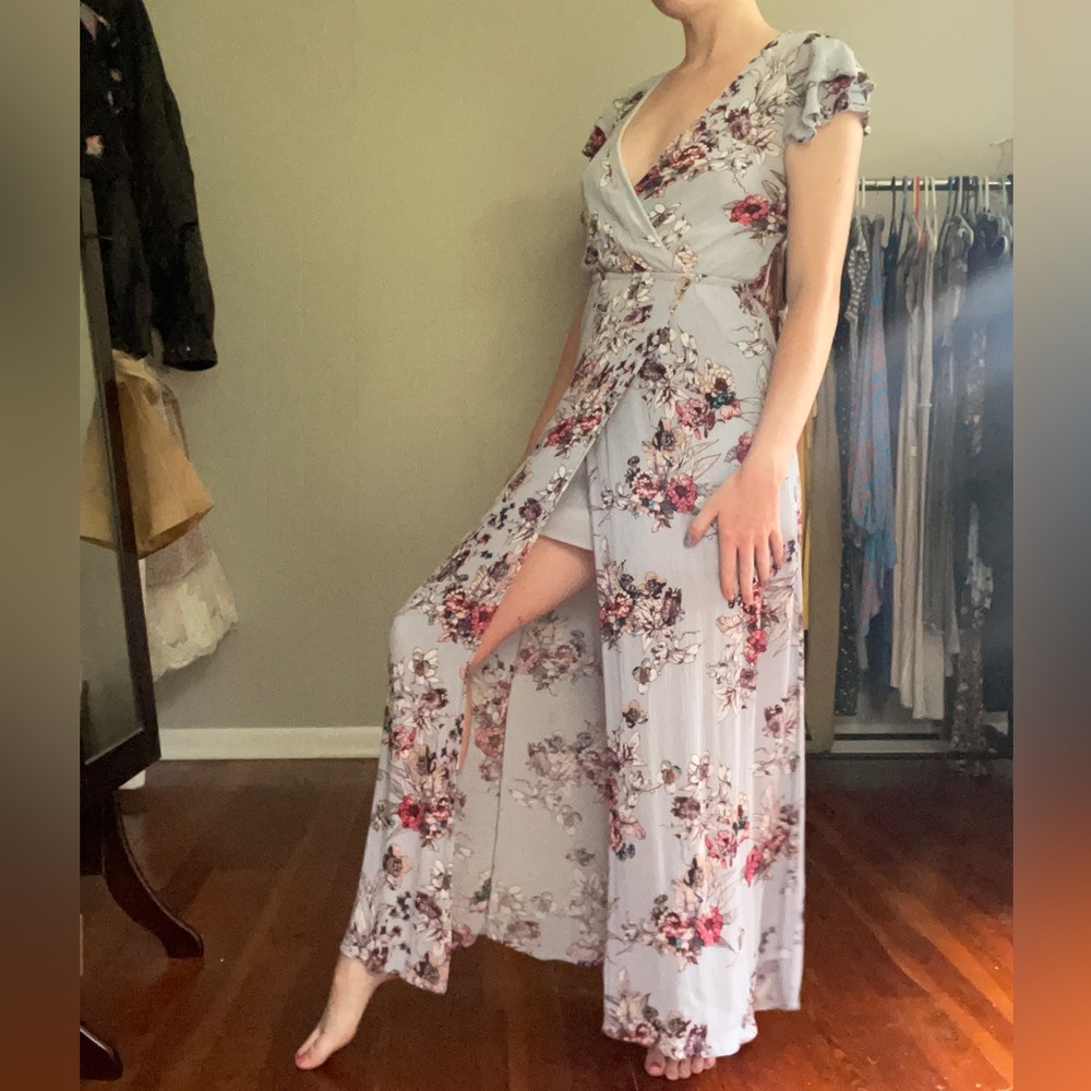 One Clothing Floral Maxi Dress with slit 🦋🌸